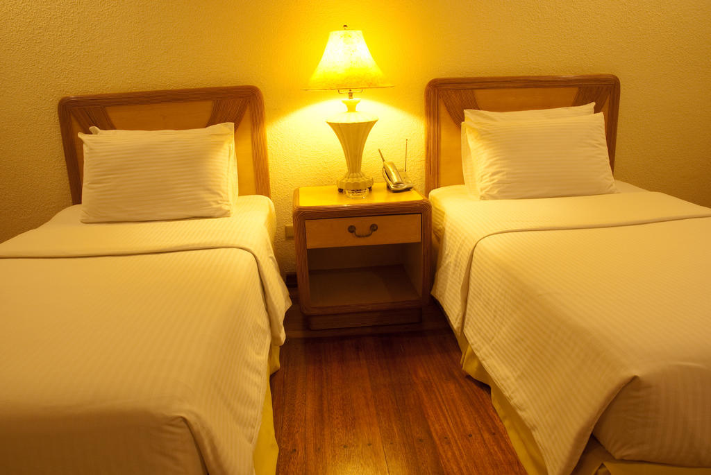 Sea Wind Resort Balabag  Room photo